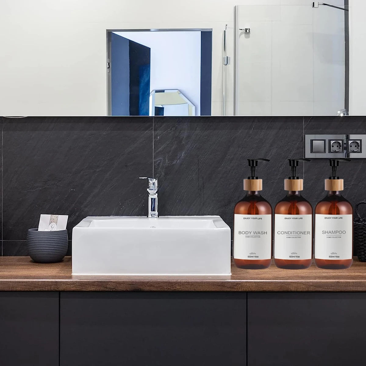 Conjunto de 3 Frascos Dispensadores de Shampoo e Condicionador de 500ml com Bomba Dosadora para Sabonete Líquido, Shampoo e Condicionador.